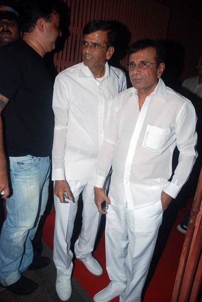 'डर्टी पिक्‍चर' की धूम, जश्‍न में डूबे सितारे | बोल्‍ड होती विद्या