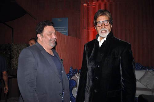 'डर्टी पिक्‍चर' की धूम, जश्‍न में डूबे सितारे | बोल्‍ड होती विद्या