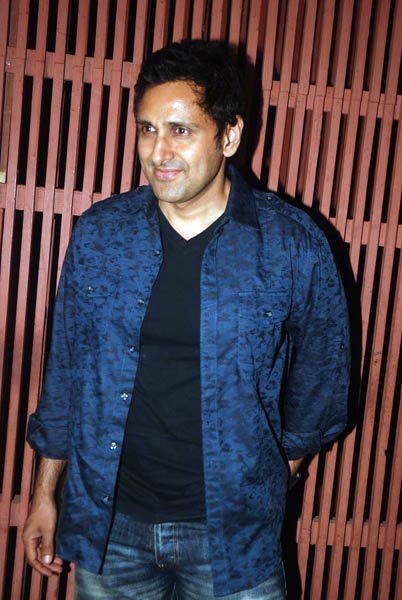 'डर्टी पिक्‍चर' की धूम, जश्‍न में डूबे सितारे | बोल्‍ड होती विद्या