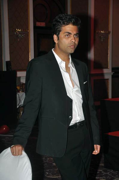 फिल्‍म 'एक मैं और एक तू' का प्रोमो लॉन्‍च | हसीनों के जलवे