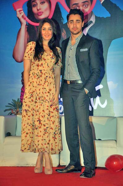 फिल्‍म 'एक मैं और एक तू' का प्रोमो लॉन्‍च | हसीनों के जलवे