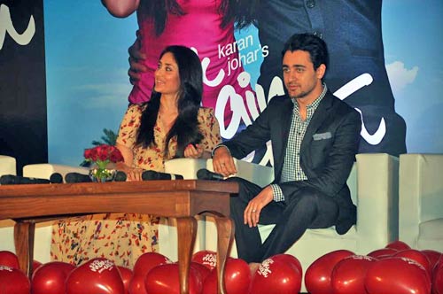 फिल्‍म 'एक मैं और एक तू' का प्रोमो लॉन्‍च | हसीनों के जलवे