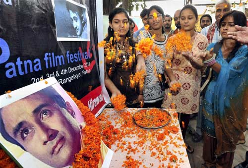 बीते सप्‍ताह बॉलीवुड की प्रमुख हलचल | बोल्‍ड होती बालाएं... 