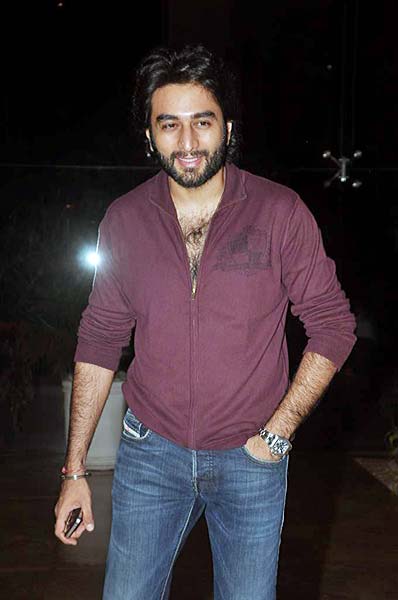 फराह खान की हाऊस वार्मिंग पार्टी में सितारे | बोल्‍ड होती बालाएं