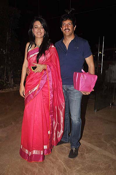 फराह खान की हाऊस वार्मिंग पार्टी में सितारे | बोल्‍ड होती बालाएं