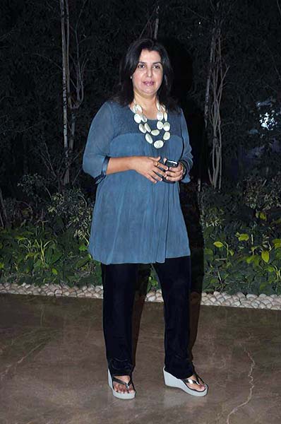 फराह खान की हाऊस वार्मिंग पार्टी में सितारे | बोल्‍ड होती बालाएं