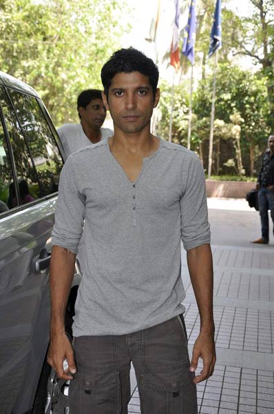 वर्ष 2011 के सबसे सेक्सी एशियाई व्यक्ति  | बोल्‍ड होती बालाएं... 