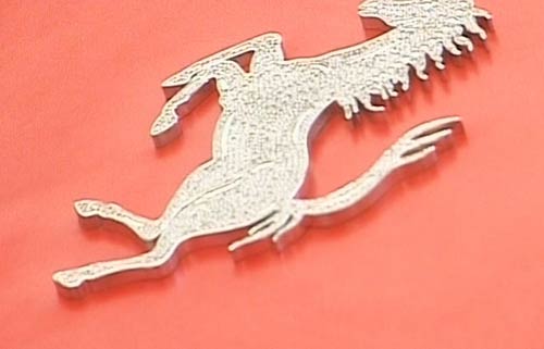 1.5 करोड़ के 'ओपस' में फरारी का सफरनामा | पढ़ें