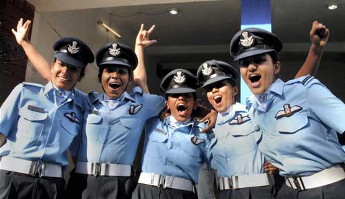 29 दिसंबर 2011: तस्‍वीरों में देखें दिनभर की बड़ी खबरें | पढ़ें