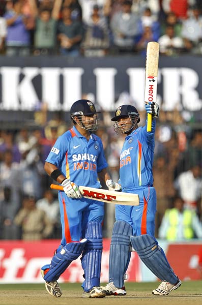 तस्वीरों में देखें सहवाग ने कैसे लगाया दोहरा शतक