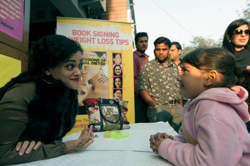 लेखिका कली पुरी ने किया 'कन्फेशंस ऑफ अ सीरियल डायटर' का प्रमोशन