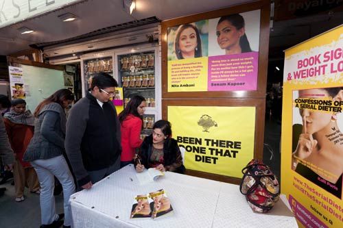 लेखिका कली पुरी ने किया 'कन्फेशंस ऑफ अ सीरियल डायटर' का प्रमोशन