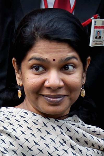 09 दिसंबर 2011: तस्वीरों में देखें दिनभर की बड़ी खबरें | पढ़ें