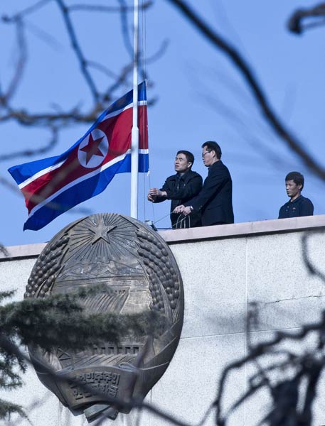 उत्तर कोरिया के शीर्ष नेता किम जोंग-इल का निधन