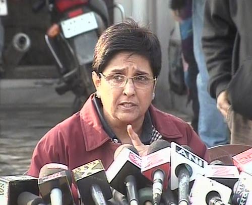 22 दिसंबर 2011: तस्वीरों में देखें दिनभर की बड़ी खबरें | पढ़ें