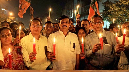 10 दिसंबर 2011: तस्वीरों में देखें दिनभर की बड़ी खबरें