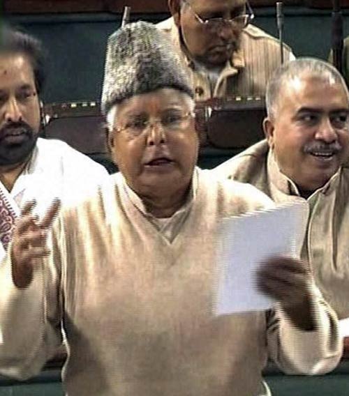 27 दिसंबर 2011: तस्वीरों में देखें दिनभर की बड़ी खबरें | पढ़ें