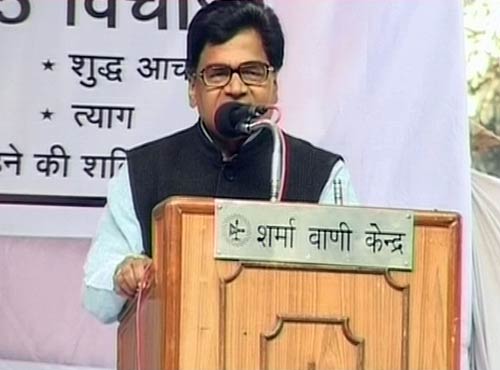 फोटो: देखें अन्ना के अनशन में किसने क्या कहा...