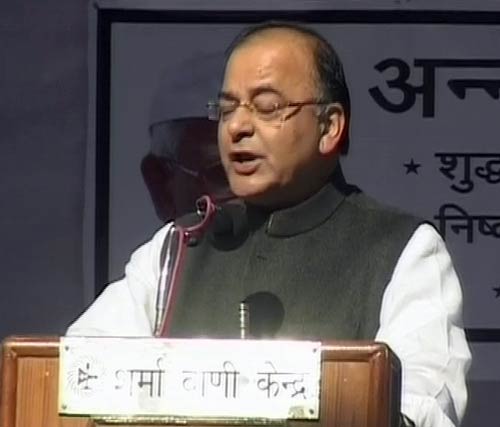 फोटो: देखें अन्ना के अनशन में किसने क्या कहा...