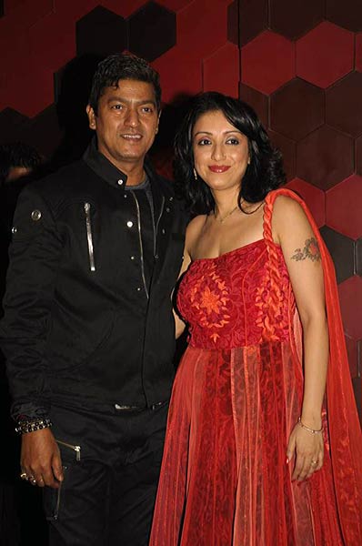 मधुरिमा निगम ने लॉन्‍च किया मैन्‍सवेयर | रैंप पर सितारे