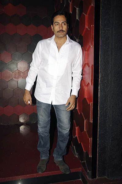 मधुरिमा निगम ने लॉन्‍च किया मैन्‍सवेयर | रैंप पर सितारे