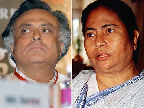 08 दिसंबर 2011: तस्वीरों में देखें दिनभर की बड़ी खबरें | पढ़ें