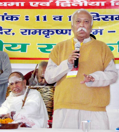 12 दिसंबर 2011: तस्वीरों में देखें दिनभर की बड़ी खबरें | पढ़ें