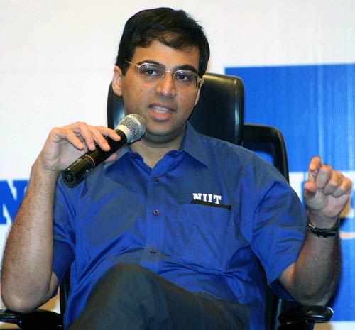 22 दिसंबर 2011: तस्वीरों में देखें दिनभर की बड़ी खबरें | पढ़ें