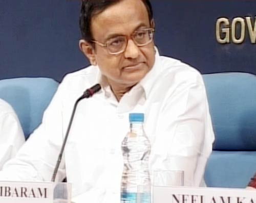 16 दिसंबर 2011: तस्वीरों में देखें दिनभर की बड़ी खबरें | पढ़ें