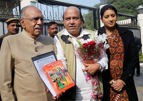 21 दिसंबर 2011: तस्वीरों में देखें दिनभर की बड़ी खबरें | पढ़ें