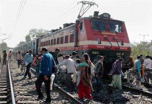 21 दिसंबर 2011: तस्वीरों में देखें दिनभर की बड़ी खबरें | पढ़ें