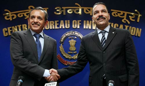 16 दिसंबर 2011: तस्वीरों में देखें दिनभर की बड़ी खबरें | पढ़ें