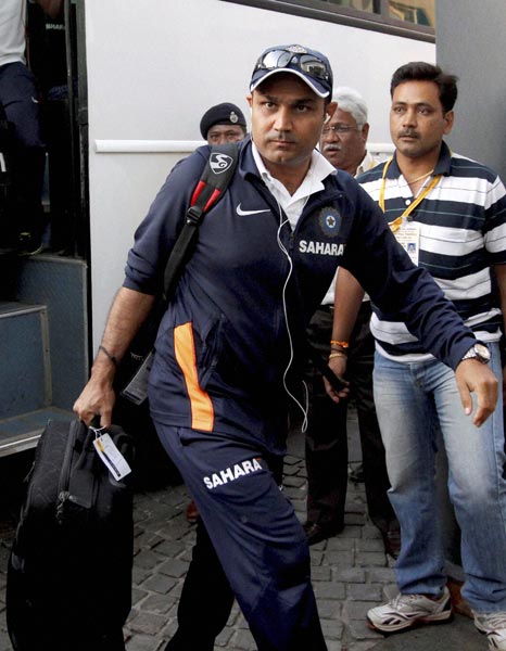 3 दिसंबर 2011: तस्‍वीरों में देखें दिनभर की बड़ी खबरें | पढ़ें