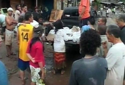 18 दिसंबर 2011: तस्वीरों में देखें दिनभर की बड़ी खबरें | पढ़ें