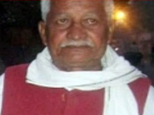 18 दिसंबर 2011: तस्वीरों में देखें दिनभर की बड़ी खबरें | पढ़ें