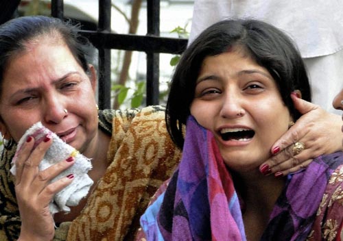 3 दिसंबर 2011: तस्‍वीरों में देखें दिनभर की बड़ी खबरें | पढ़ें