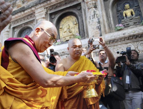 31 दिसंबर 2011: तस्‍वीरों में देखें दिनभर की बड़ी खबरें | पढ़ें