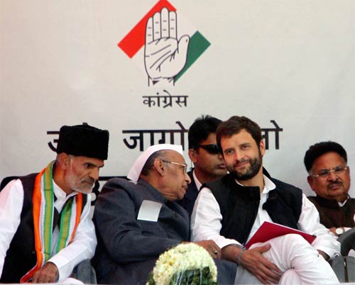 30 दिसंबर 2011: तस्‍वीरों में देखें दिनभर की बड़ी खबरें | पढ़ें