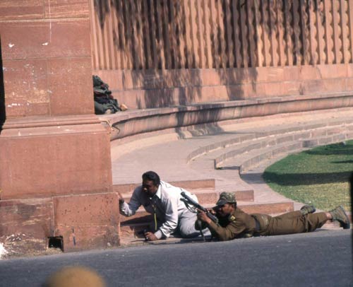 13 दिसंबर 2001: देखें कैसे जवानों ने हमले को किया नाकाम