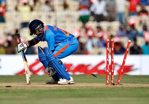 भारत ने सीरीज 4-1 से जीती...| धोनी पर विशेष