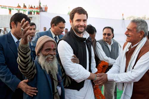 28 दिसंबर 2011: तस्‍वीरों में देखें दिनभर की बड़ी खबरें | पढ़ें