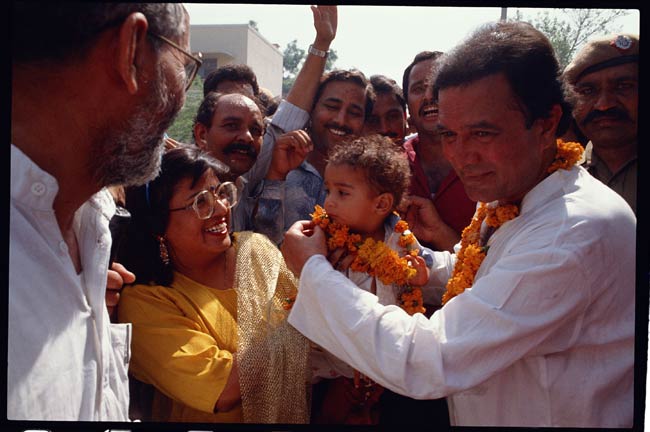 राजेश खन्‍ना की दूसरी पुण्यतिथि | उमड़ा बॉलीवुड