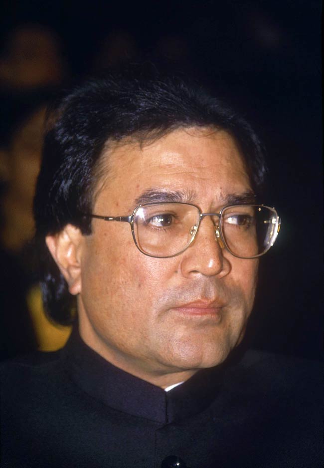 राजेश खन्‍ना की दूसरी पुण्यतिथि | उमड़ा बॉलीवुड