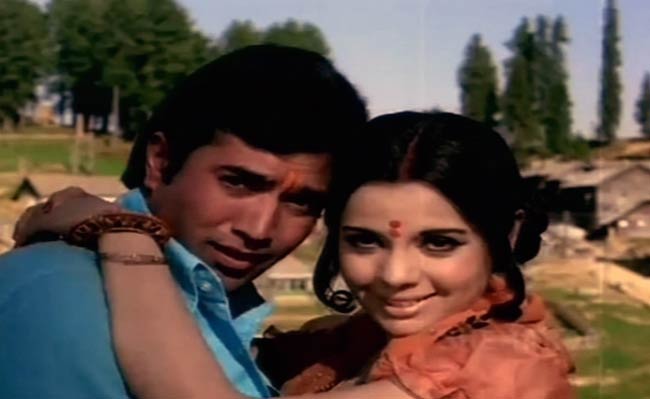 राजेश खन्‍ना की दूसरी पुण्यतिथि | उमड़ा बॉलीवुड