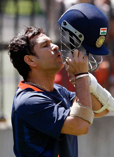 23 दिसंबर 2011: तस्वीरों में देखें दिनभर की बड़ी खबरें | पढ़ें