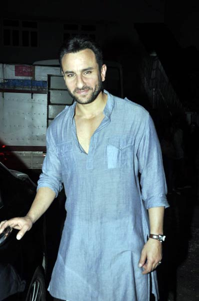 वर्ष 2011 के सबसे सेक्सी एशियाई व्यक्ति  | बोल्‍ड होती बालाएं... 