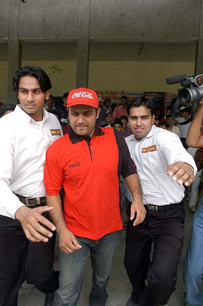 Happy Birthday 'नजफगढ़ के नवाब'