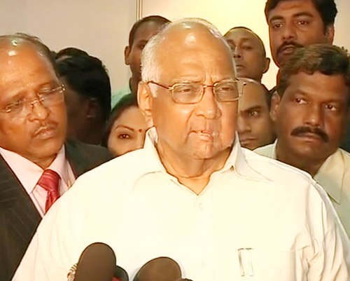 18 दिसंबर 2011: तस्वीरों में देखें दिनभर की बड़ी खबरें | पढ़ें