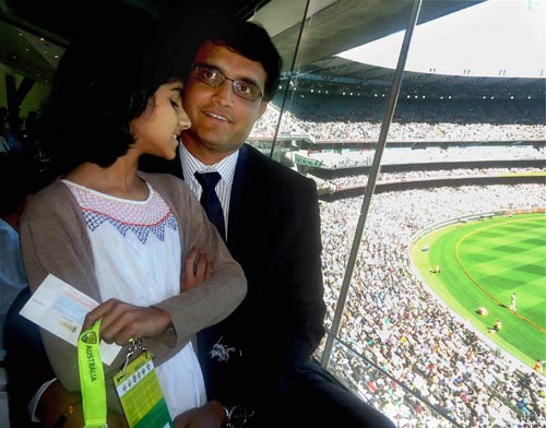 27 दिसंबर 2011: तस्वीरों में देखें दिनभर की बड़ी खबरें | पढ़ें