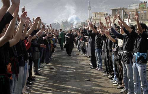 आशूरा के दिन अफगानिस्तान में विस्फोट, 54 की मौत